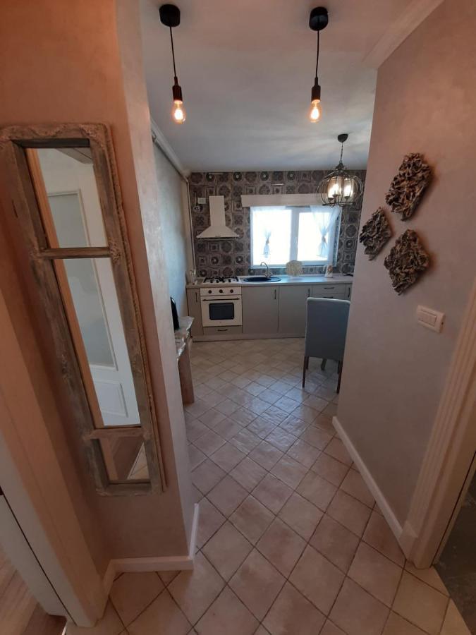 Restauro Apartament Appartement Buzău Buitenkant foto